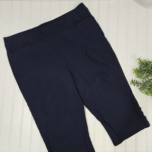 Chicos Cropped Capri Pants Navy Blue Size 2.5 / 14 Nautical Classic Stretch